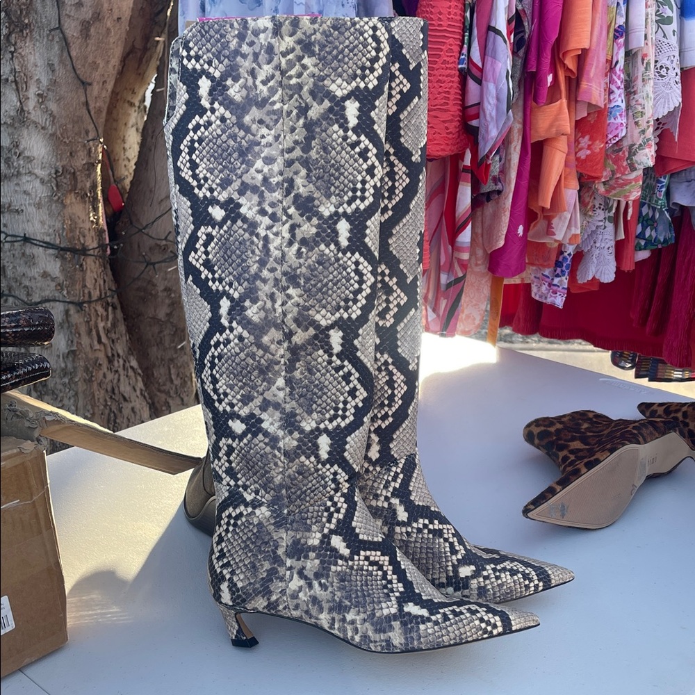 Gianni Bini Black and Cream Snakeskin Heeled Boots